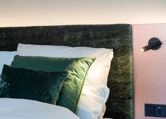 Von Landsberg Hotel *