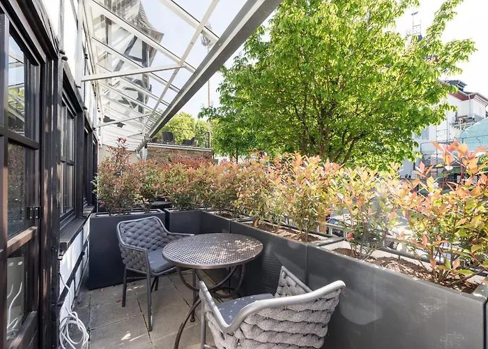 Von Landsberg Hotel *