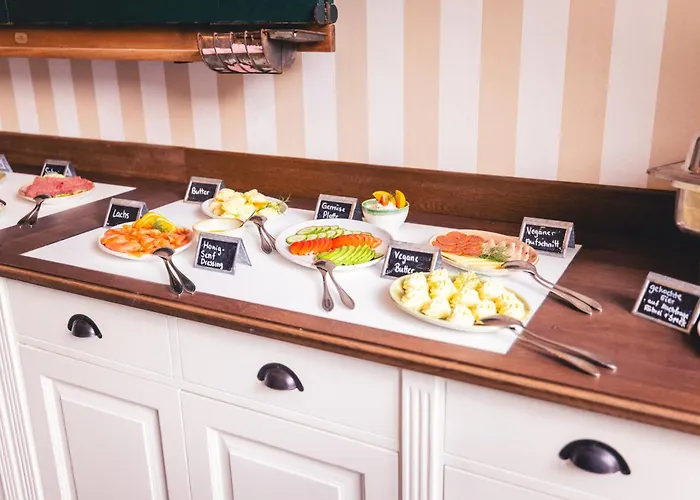 Von Landsberg Hotel *